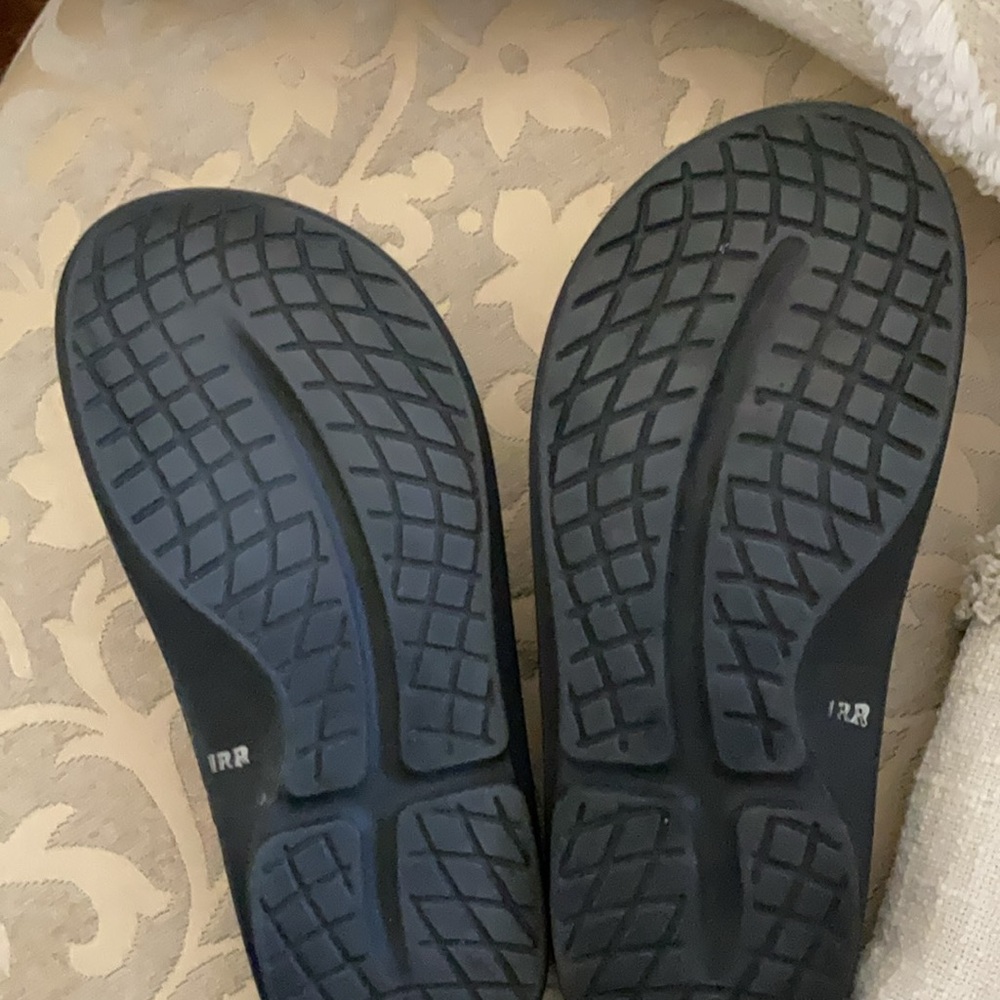 OOFOS Adults' OOahh Recovery Sport Slides
Unisex M 12 W 10 - Picture 11 of 11